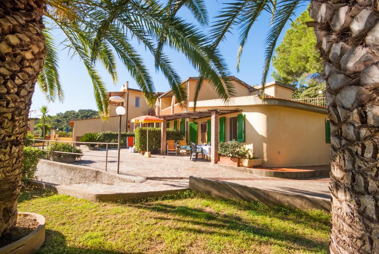 Residence La Valdana Capoliveri  Buitenkant foto