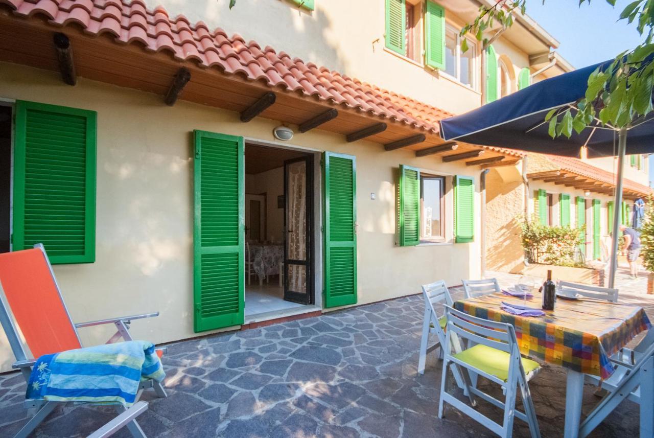 Residence La Valdana Capoliveri  Buitenkant foto
