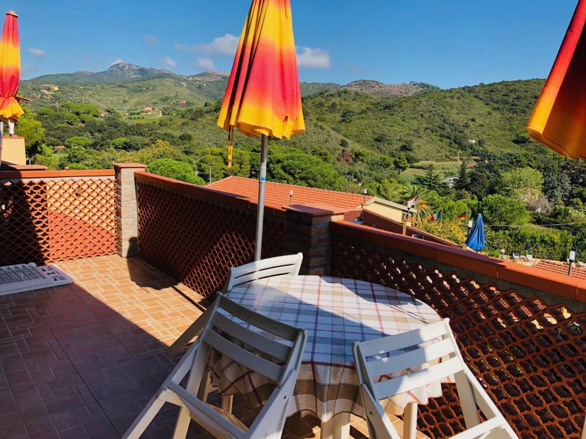 Residence La Valdana Capoliveri  Buitenkant foto