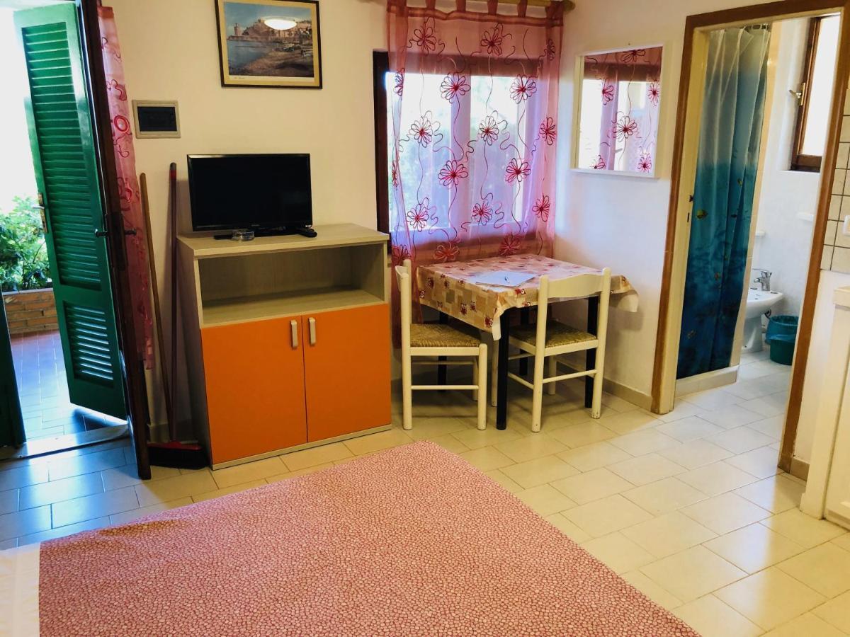 Residence La Valdana Capoliveri  Buitenkant foto